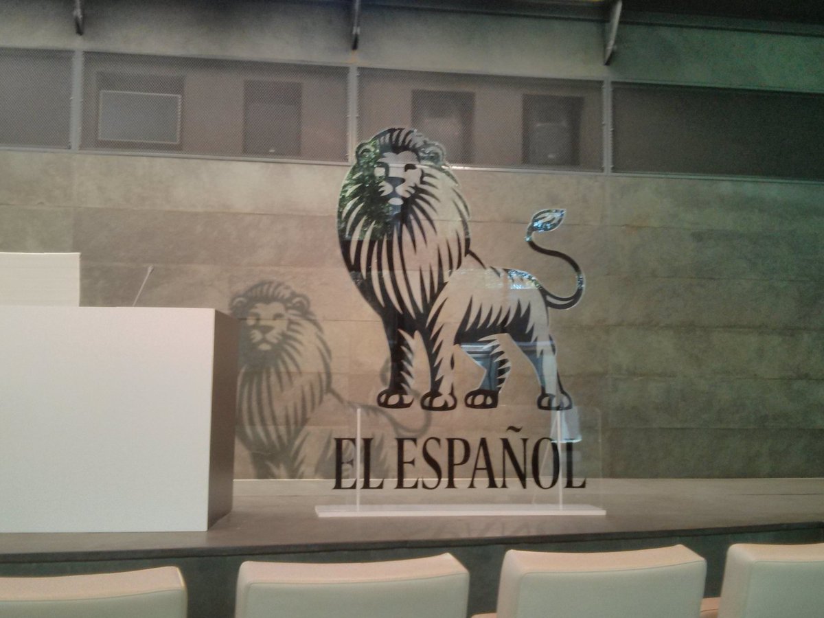 ClubfansPedroJ's tweet photo. El león espera el inicio de la #JuntaEE
2016
@pedroj_ramirez https://t.co/0RmZy5n5A1