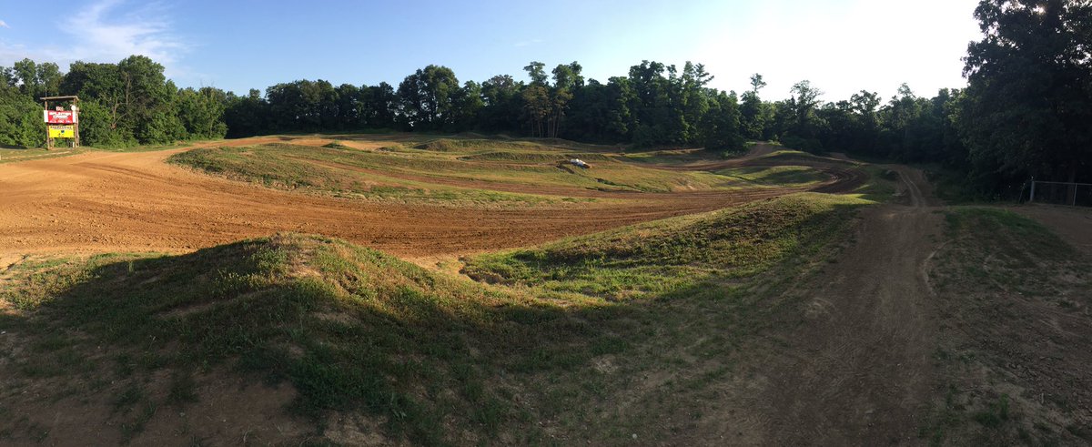 SplinterCreekDR's tweet image. Great day of racing ahead today.  #motocross #tt #scdr