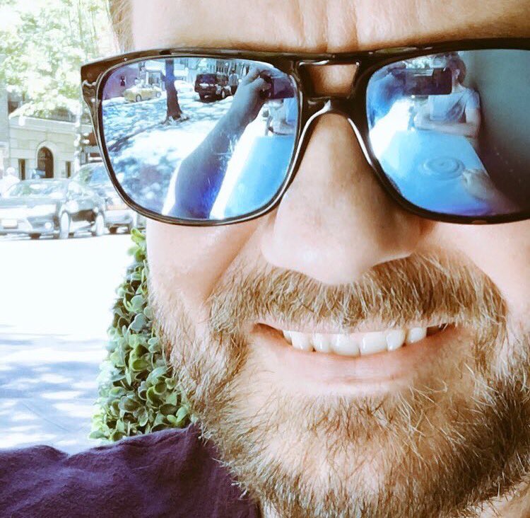 EyewearTy's tweet photo. Another fine day in the #BigApple for #BrentsBack star @rickygervais Thanks for #RockingTheRevoLook @RevoSunglasses😎 https://t.co/D5ARvv002g