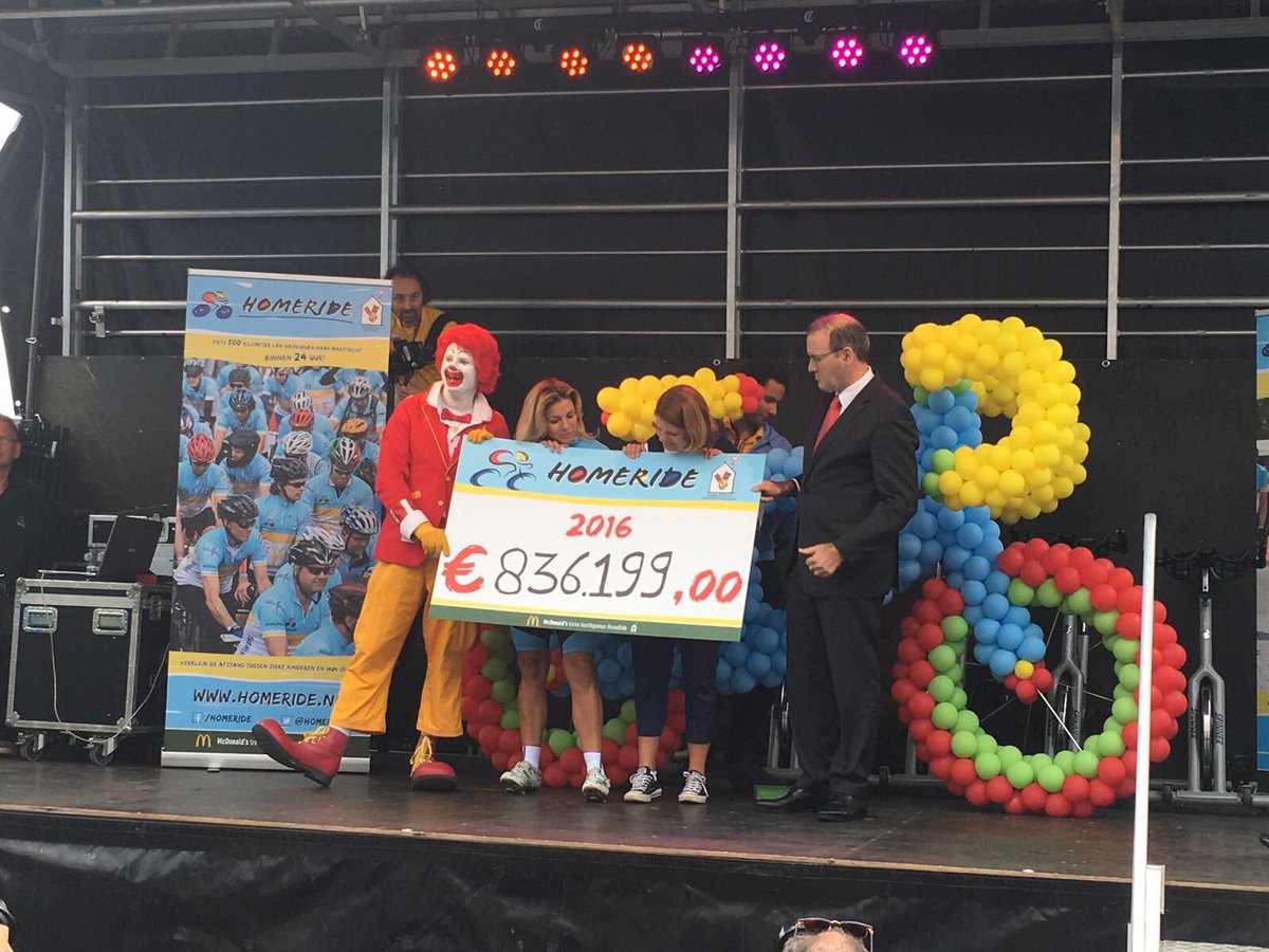 Een geweldig mooie (voorlopige) opbrengst voor de #RMcDHuizen en het <a href="/Kinderfonds/">Ronald McDonald Kinderfonds</a>! 🎉 DANK! 💙💛