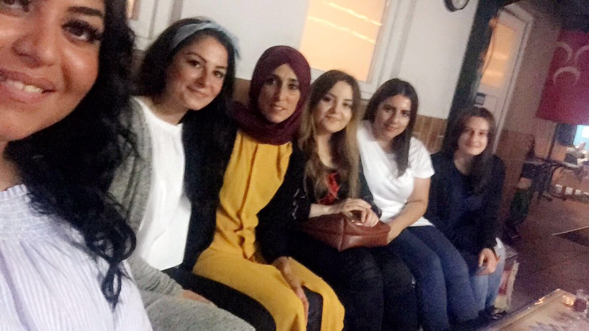 Türkiye'den döner dönmez gidilen bir yer varsa oda YUVADIR..
Krefeled Ülkü Ocağı'nda göndüldaşlarla beraberdik