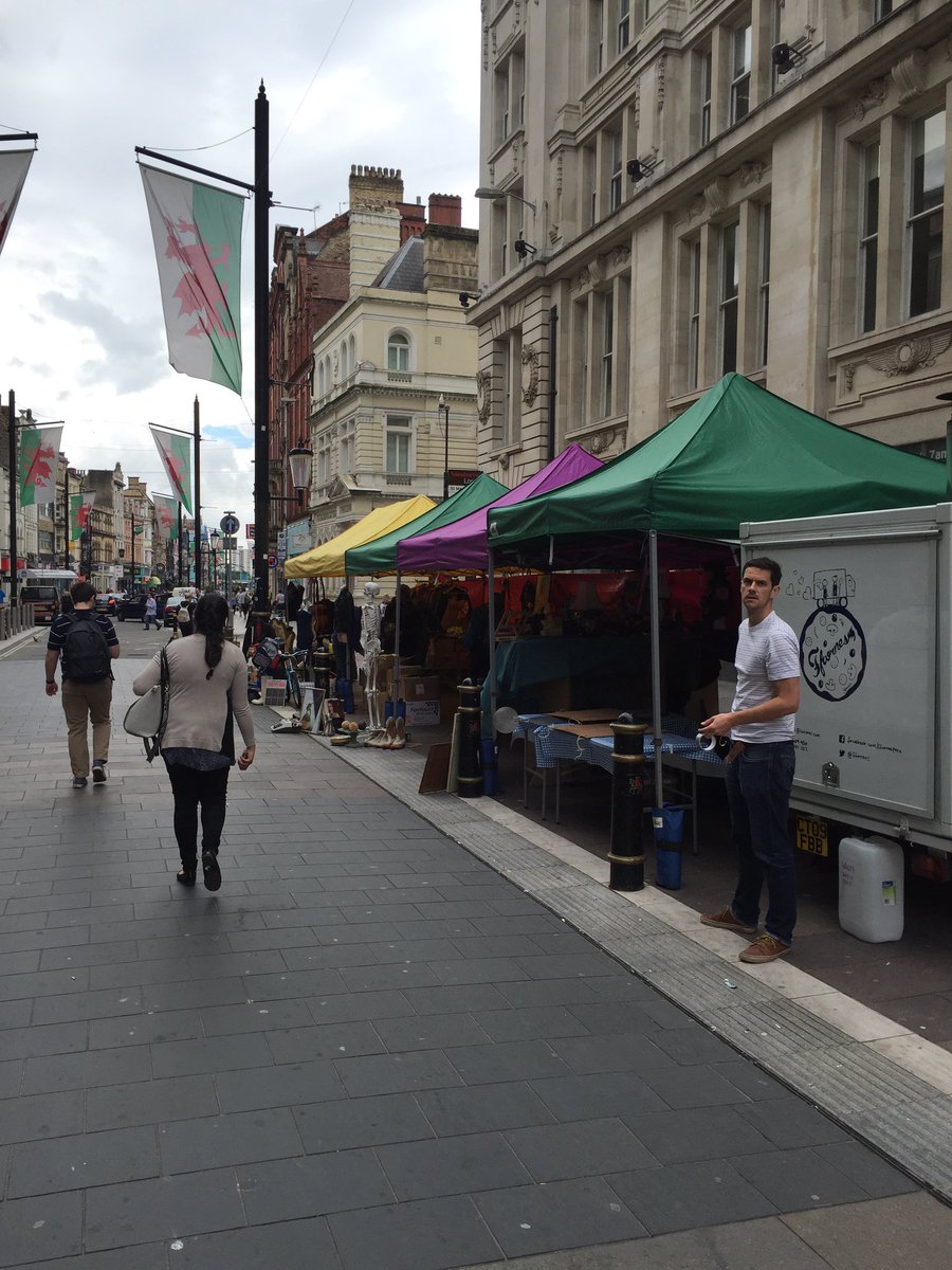 StMaryStMarket's tweet photo. It's Saturday! We're here till 5 #vintage #streetfood #officialmerch #fairtrade #steampunk  #shoplocalwales https://t.co/l9Ffaikwjp
