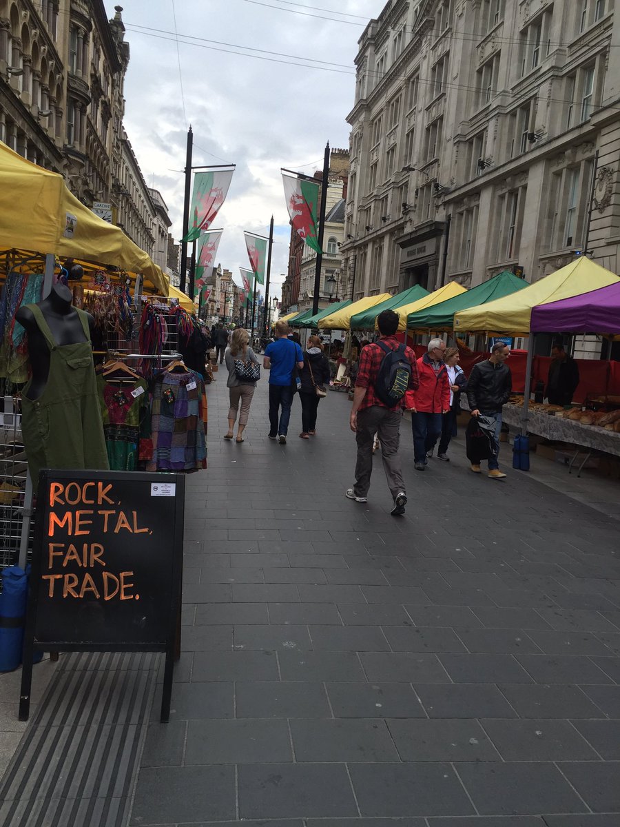 StMaryStMarket's tweet photo. It's Saturday! We're here till 5 #vintage #streetfood #officialmerch #fairtrade #steampunk  #shoplocalwales https://t.co/l9Ffaikwjp