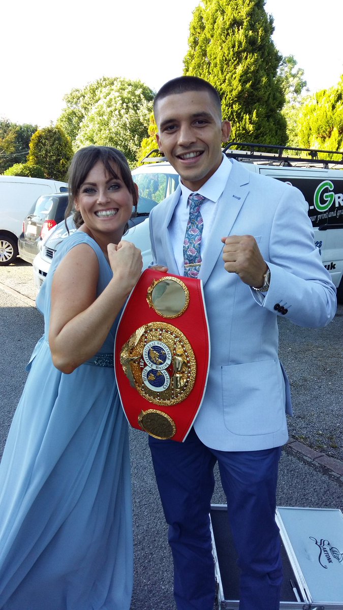 dunnstersj's tweet photo. Thank you @leeselby126 for being such a good sport expecially has you were a guess at the #Selbys wedding 💪 https://t.co/HJJH8Nic10