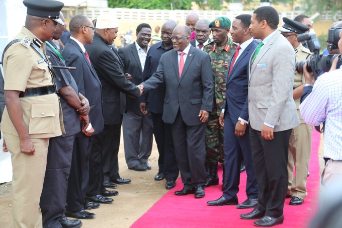 View image on Twitter