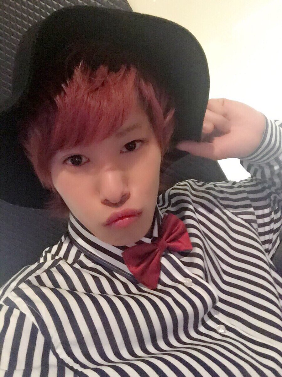 perfectedgegifu's tweet photo. 岐阜ホストperfectedge連日沢山のお客様のご来店ありがとうございます😁💕

スタッフ紹介『桐斗君』

人一倍思いやりがあって努力家🔥
可愛い系が好きな方にはオススメです😎✨

https://t.co/PnEkDlhC4q https://t.co/QVvN3SCegR