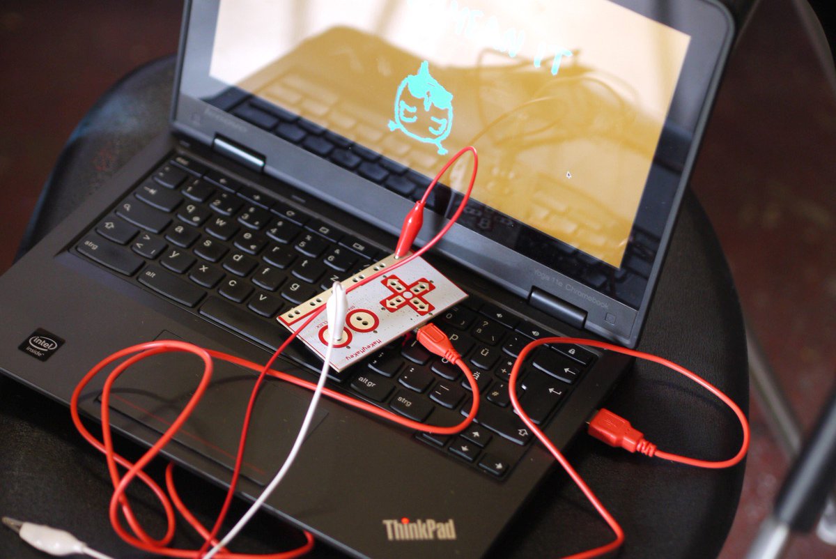 tinypalace tweet media