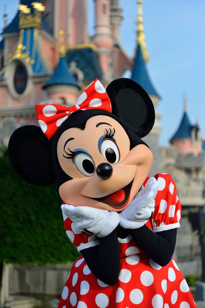 Disneyland Paris Joyeux Anniversaire Tiffany De La Part De Minnie Et De Ses Amis Des Bisous De Disneylandparis Disneyland Paris Joyeux Anniversaire Tiffany De La Part De Minnie Et De Ses Amis Des Bisous De Disneylandparis