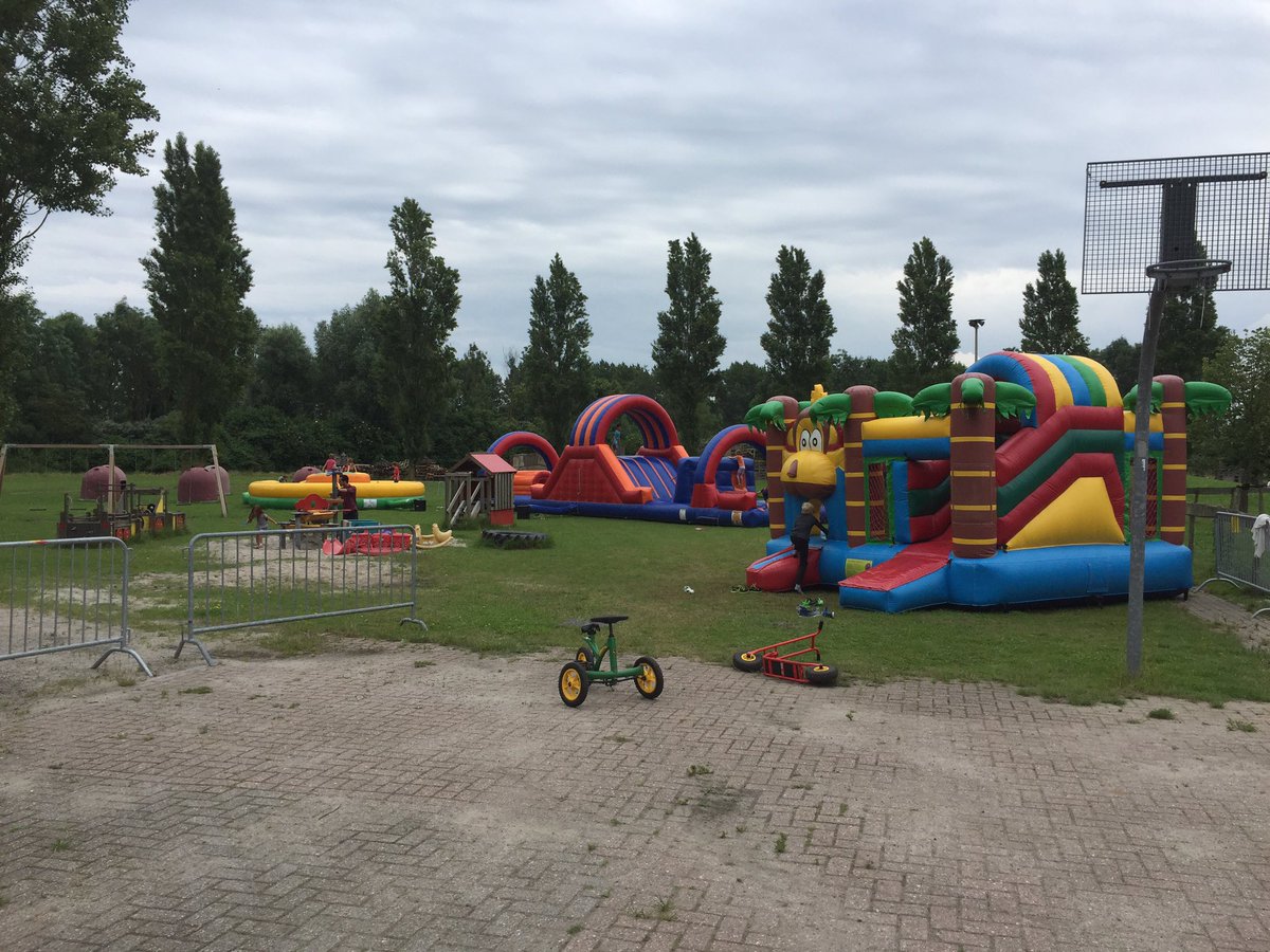 Ja jade open dag is in volle gang en het is lekker druk. Vandaag is geheel gratis. JIJ komt toch ook?¿?