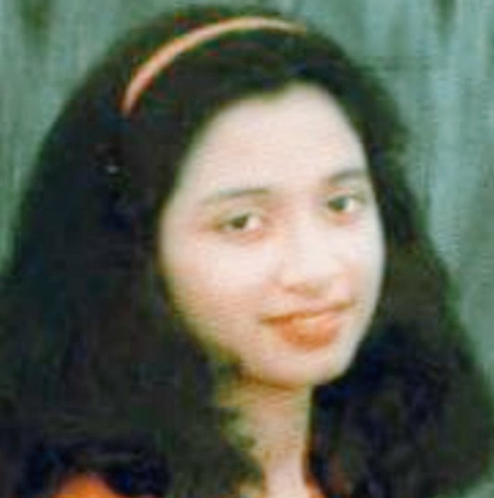 CutePets8's tweet photo. @shreyaghoshal Do you remember who is She❤??♡♡ https://t.co/clS6TbJnxU