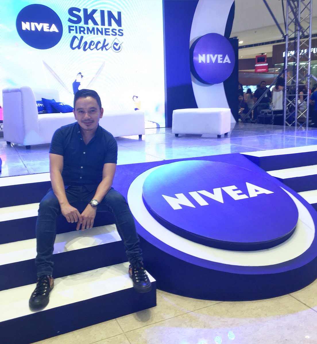 showbiznest's tweet photo. #NIVEASkinFirmnessCheck @NIVEAPhils https://t.co/sCaODDkgor