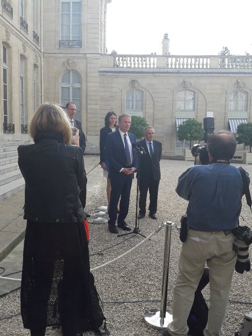 Voir l'image sur Twitter