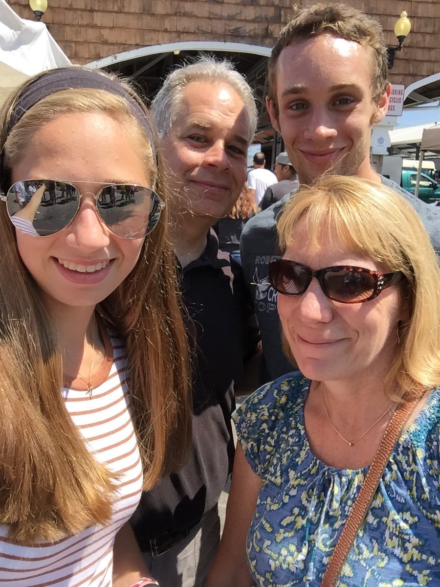 KatieBellomo's tweet photo. Beautiful day at Rochester's Public Market https://t.co/fS0KyhyxrV