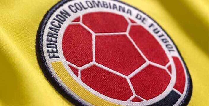 BeiingColombian's tweet photo. Who's gonna win #COLvsUSA ?
rt for 🇨🇴 like for 🇺🇸

#ThirdPlaceButWeShouldBeInTheFinal
#VamosColombia https://t.co/3bswtLJ4BC