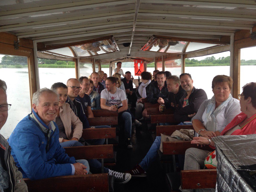Rondje Giethoorn ivm 25-jarig werkjubileum van onze lieve collega Inge Zoglmann !!