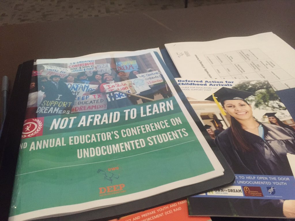 youngowlsprog's tweet photo. Getting ourselves informed on helping undocumented students!  #DEEPCon16 #UndocuStudents #UnafraidEducators https://t.co/y1s0IRZtgK