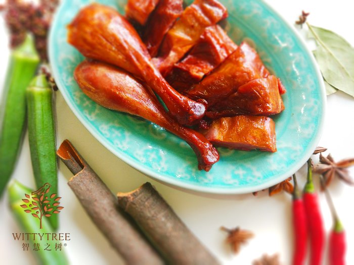 wittytree's tweet image. 叫只鸭子吧？这个看起来好看，对比后面那只鸭子，我更喜欢那种口味