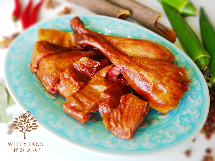 wittytree's tweet image. 叫只鸭子吧？这个看起来好看，对比后面那只鸭子，我更喜欢那种口味