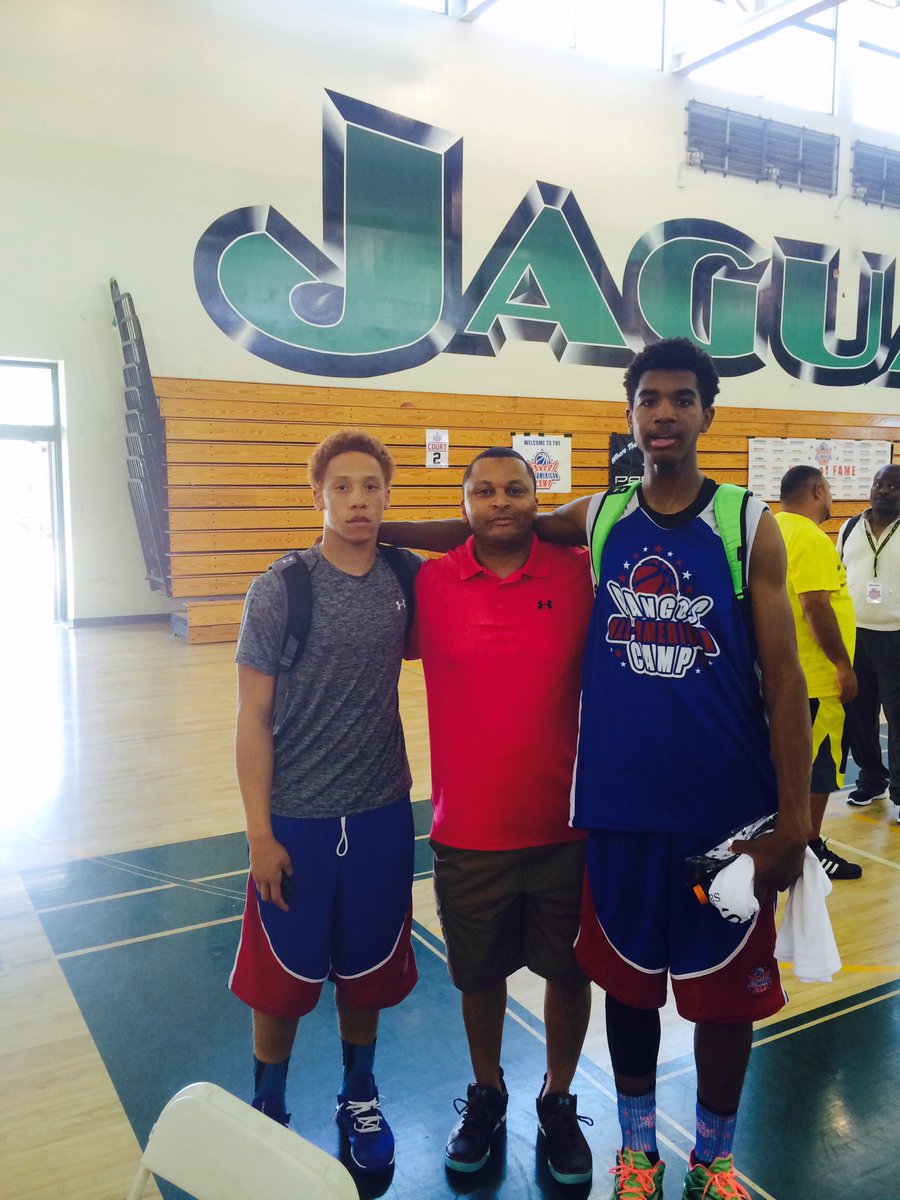TeamSuperstarTS's tweet photo. @Quese_22 8th overall #2016NBADraft &amp; a few on deck (@IceBiggie_GBWE &amp; @NoahBlackwell_3) #TSfam #TSStrong @LeRohnD https://t.co/PLVbpDIhqQ