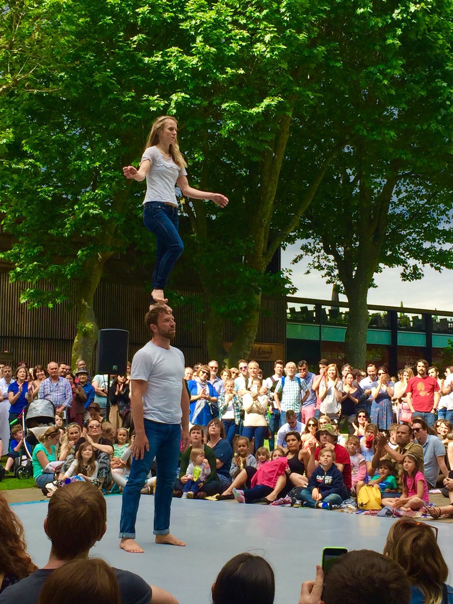 TurtleKeyArts's tweet photo. Just seen @JoliVyann at @GDIF with #lancemoi, a beautiful show. You can catch them again tomorrow at 14:40 & 16:55 https://t.co/208iC124Hi