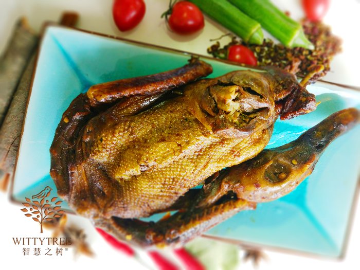 wittytree's tweet image. 叫只鸭子吧？就是传说中的这个鸭子，对比前面那只鸭子，我更喜欢这种口味，不好吃你打我