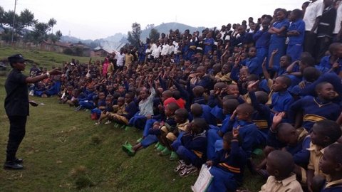 RwandaExpress's tweet photo. How drug abuse campaigns in schools are reversing the trend in Western Province
https://t.co/p1MTr3FdXE https://t.co/P3r6g4nTp9