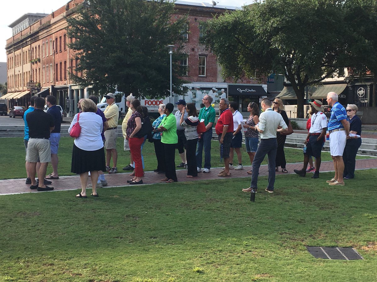 gacities's tweet photo. Downtown #design walking tour starts in #EllisSquare in Savanah #cities #gacities https://t.co/zTXS9BA7dw