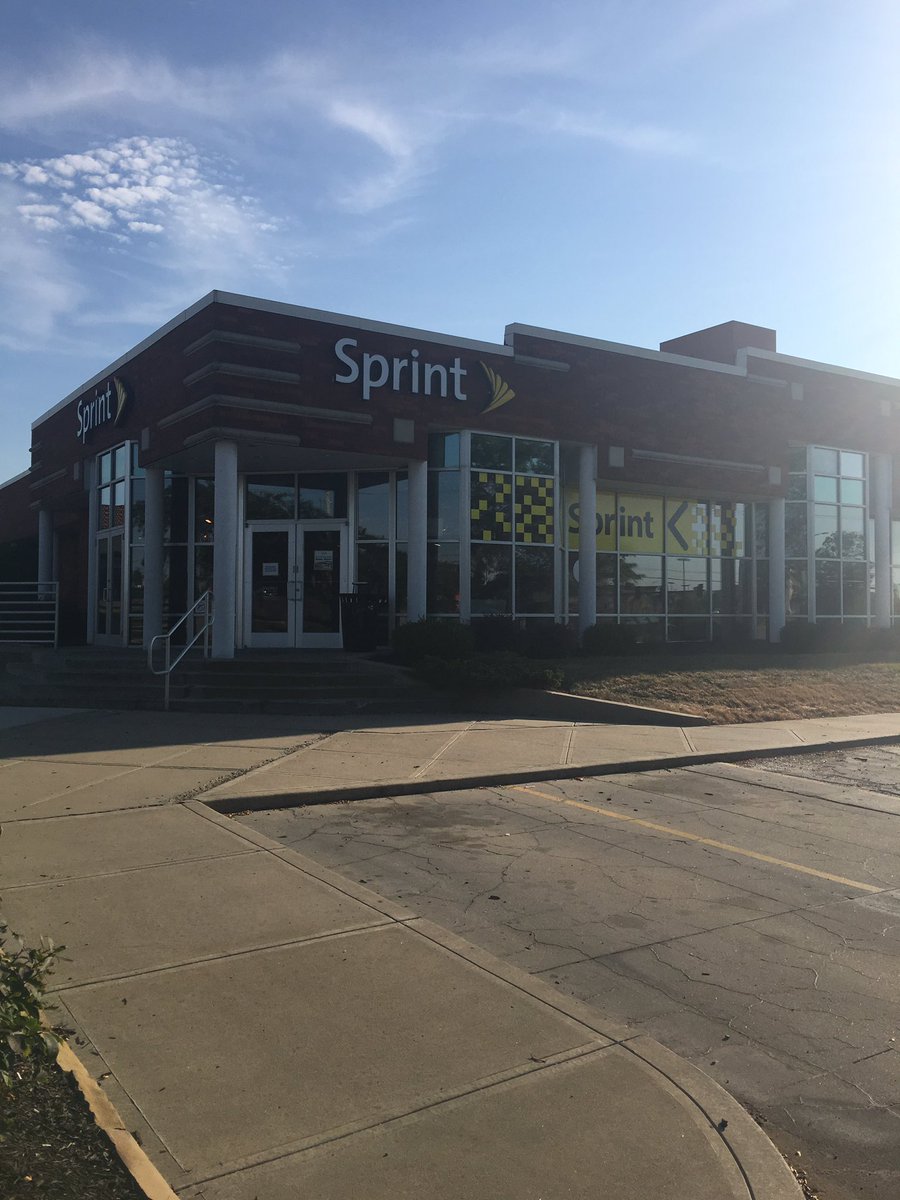 JRhardin7070's tweet photo. BTRO! Today's the day for some of the best deals all year! @DerekWilson1572 @jrsimer @tdown14 @j8o8e8 https://t.co/orjz8MoJBA