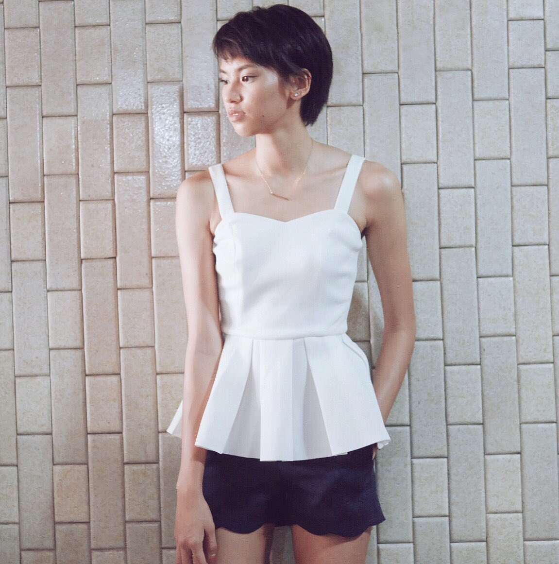 jesseydeleon's tweet photo. wore my favorite @zaloraph peplum top to the #NIVEASkinFirmnessCheck today 😘 https://t.co/BrdT7PpBQr https://t.co/0JYWuujGAQ