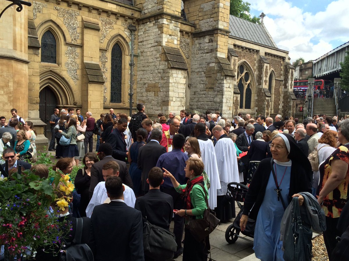 JulieGittoes's tweet photo. Joyous #ordination @SouthwarkCofE @Southwarkcathed w my tutee Anna &amp; others @SEITE20 @Westcott_House #newrevs #hope https://t.co/w01LgvbV5b