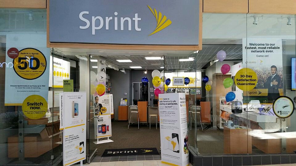 01BigPop's tweet photo. 1st floor garden state plaza is ready for #sprintsaysthanks @MucciRichard @highwaterheller @humvee25 https://t.co/iX438Haccm