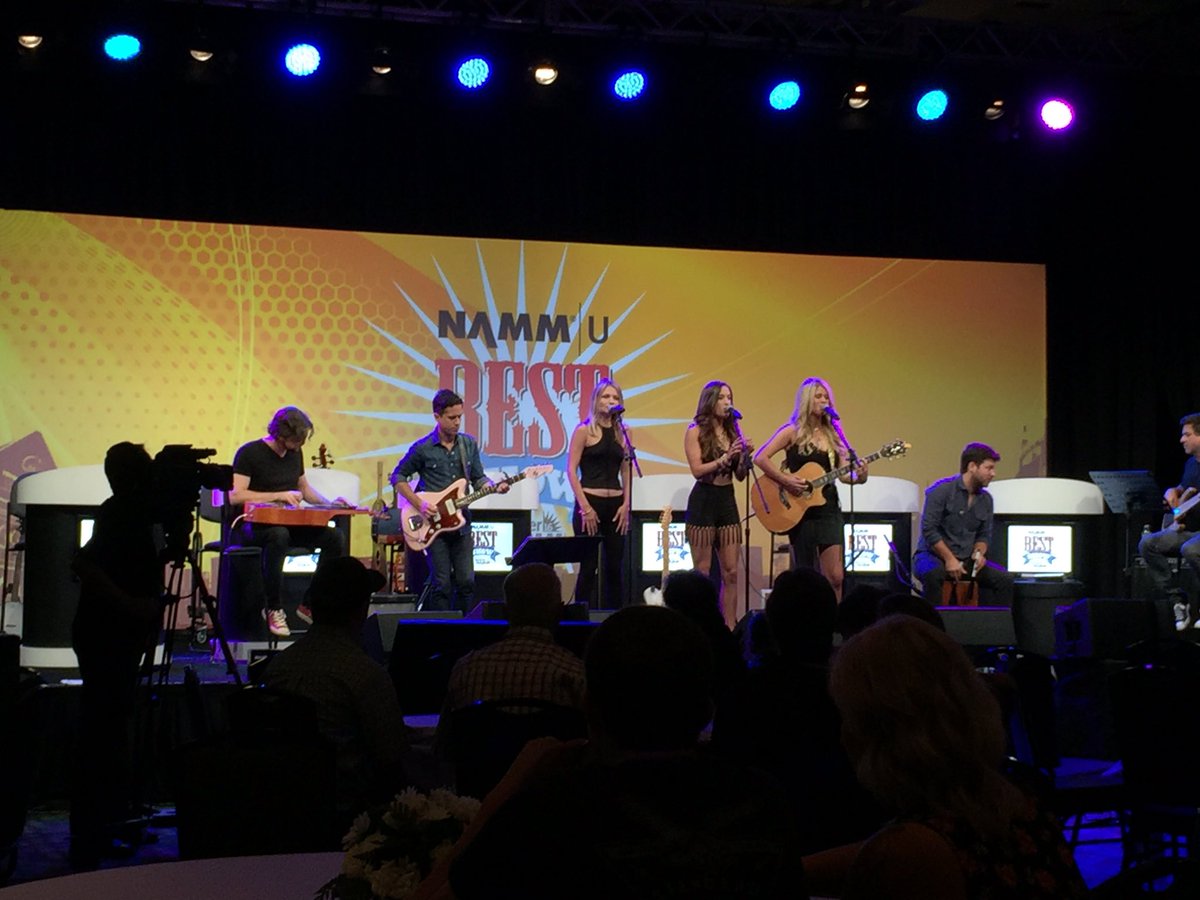 BrokenCrowAmps's tweet photo. Good luck to all of the Best In Show @NAMMShow https://t.co/ikDx4mxRIG