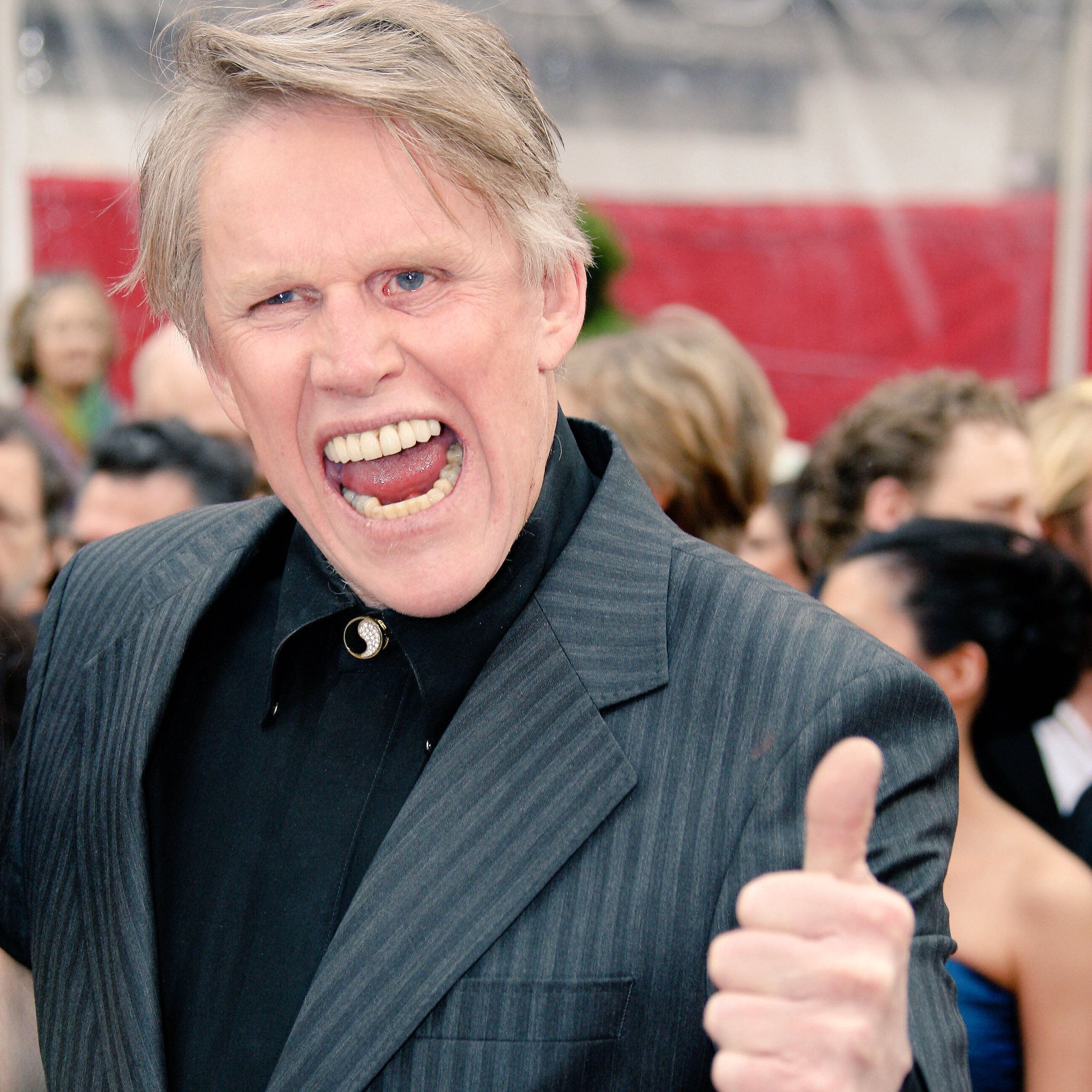 まことぴ こちらがアメリカ大統領になるかもしれないドナルド トランプと イギリス首相になるかもしれないボリス ジョンソンと まったく無関係のゲイリー ビジーになります