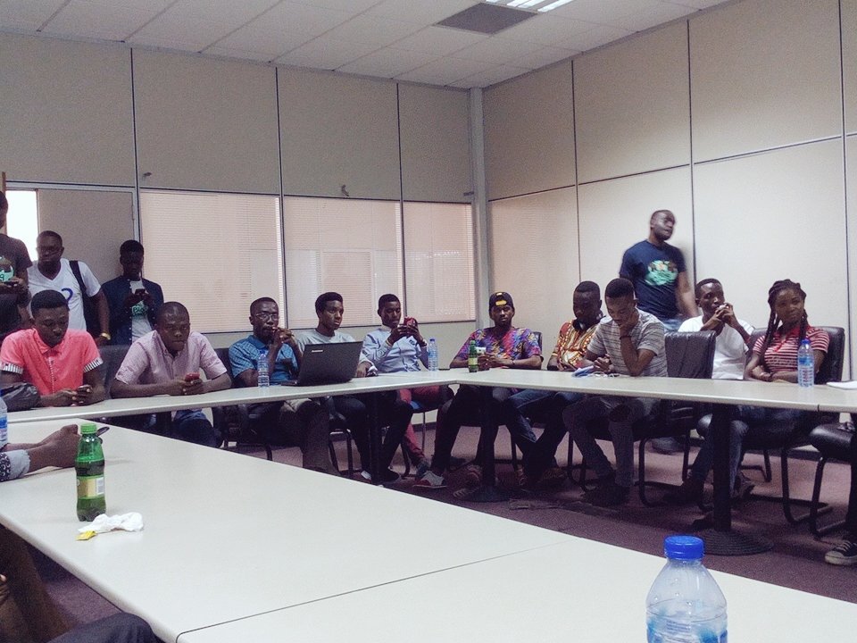 BloggingGhana's tweet image. Break Out Sessions: with @Naasei on Brands and Influencers #BlogCamp16