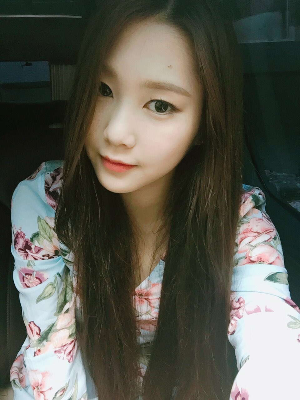 ClzYKBCVAAA0YUB.jpg:large