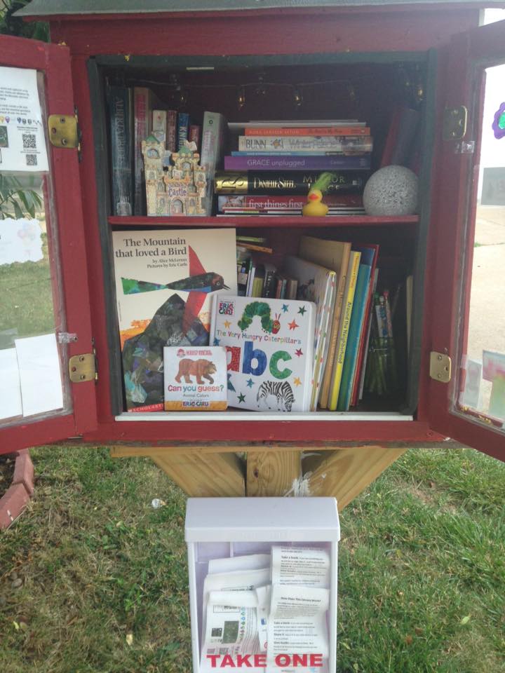JimmysLFL35561's tweet photo. Celebrate Eric Carle day at Little Free Library 35561 #ericcarle #LFL35561 https://t.co/hGKdLvORgF