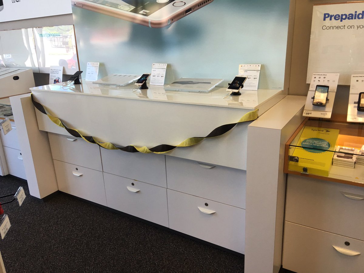 Sprintmdletwn's tweet photo. Sprint says thanks. @Heather_B43 @Wads20 @sprintNEarea @c_pisani17 https://t.co/TqYa5fd9K2