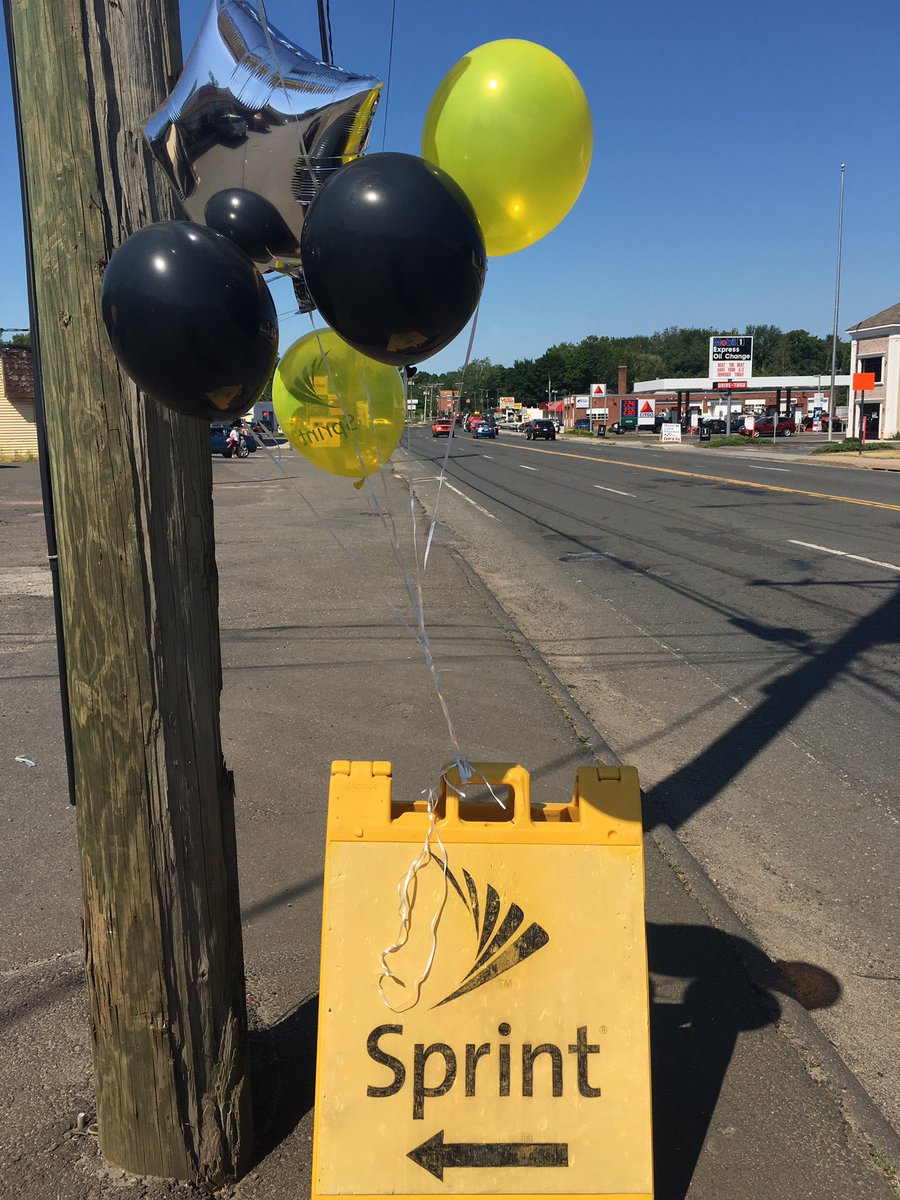 Sprint says thanks. Come on down <a href="/Heather_B43/">𝐇𝐞𝐚𝐭𝐡𝐞𝐫 𝐌𝐨𝐬𝐜𝐚</a> @c_pisani17 <a href="/Wads20/">John Moulison</a> @sprintNEarea