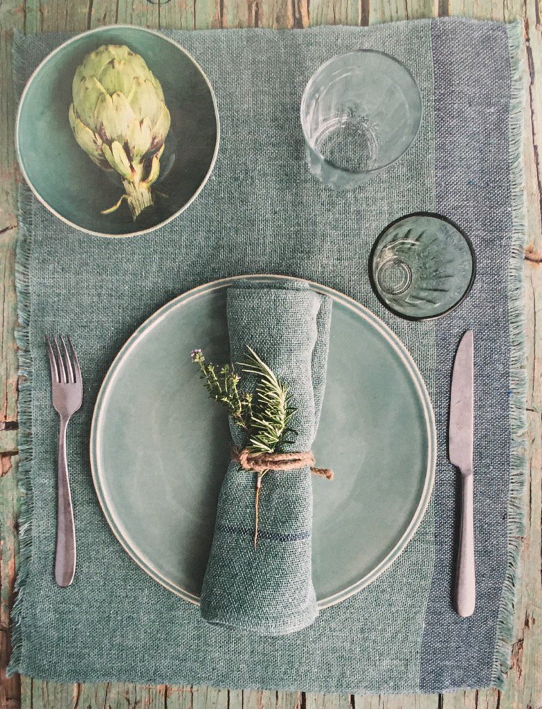 Vajillas de Ultramar (@vdeultramar) on Twitter photo No te creerás estos platos!!! #hechoamano #vajillas #ligerocomounapluma <a href="/VogueSpain/">Vogue España</a> <a href="/VogueLiving/">Vogue Living</a> @alvaro_fespina No te creerás estos platos!!! #hechoamano #vajillas #ligerocomounapluma <a href="/VogueSpain/">Vogue España</a> <a href="/VogueLiving/">Vogue Living</a> @alvaro_fespina