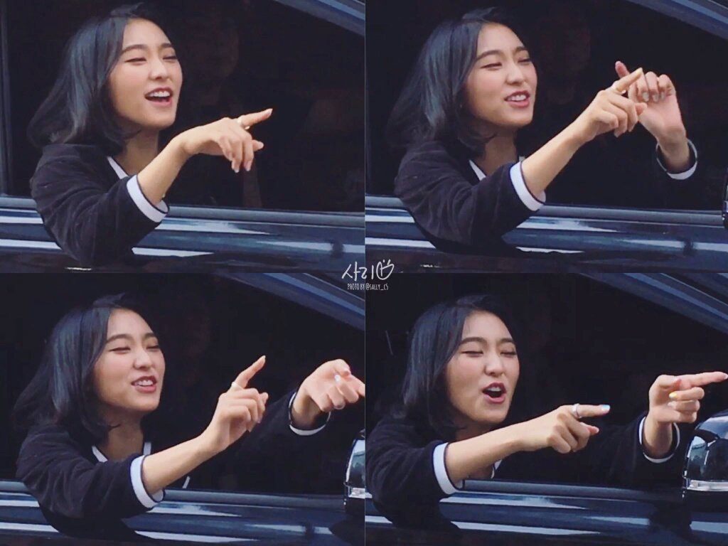 hyungwonope's tweet photo. yoon bora on stage🔥 VS off stage😂 https://t.co/IgcaFPTX63