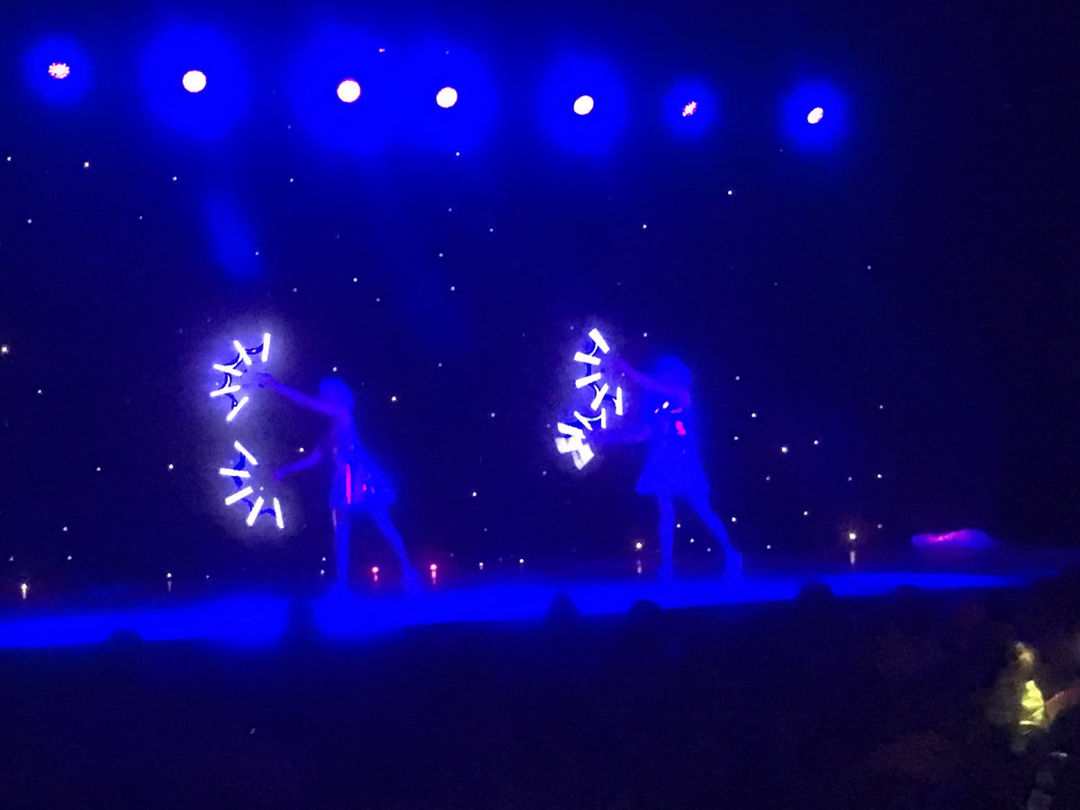 starjamuk's tweet photo. @FlambeCircus lighting up @DoncasterDome @starjamuk #doncasterisgreat https://t.co/wkDBlbfIva