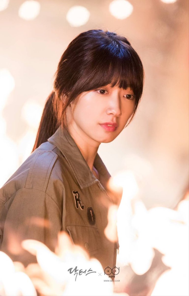 chanbeatrix's tweet photo. "Sunflower" - theme of Hyejung sung by Younha will be released at noon on June 27. #Doctors #ParkShinHye #DoctorsOST https://t.co/wamQv3ff3n