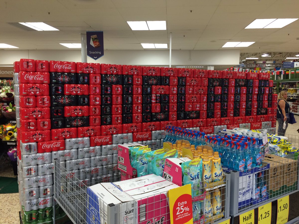 AlexjElliott's tweet photo. Great display @Tesco in #Burseldon #Southampton #EURO2016 https://t.co/bNL9Sskdjp