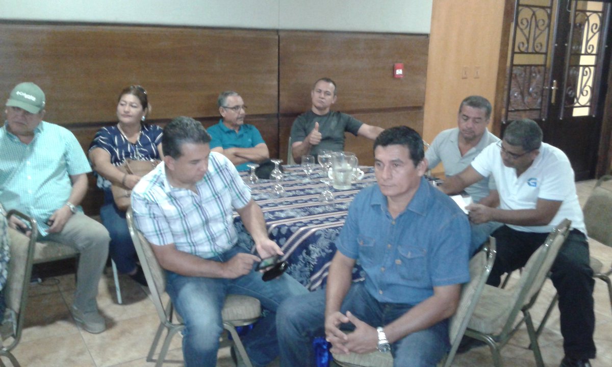 El Movimiento avanza, hoy reunidos con dirigentes y cabezas de nóminas de la Provincia de Veraguas <a href="/PrdUnidad/">RENOVANDO EL PRD</a>
