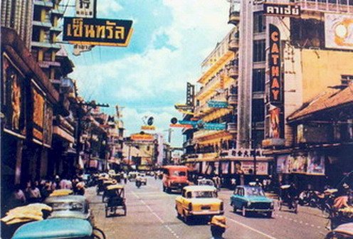Praphansarn's tweet photo. ‘วังบูรพาไม่แพ้’ อดีต-ปัจจุบันอันงดงาม : ร้านหนังสือย่านวังบูรพา
https://t.co/2xlSUeG1QF https://t.co/Nm0HCyJmoJ