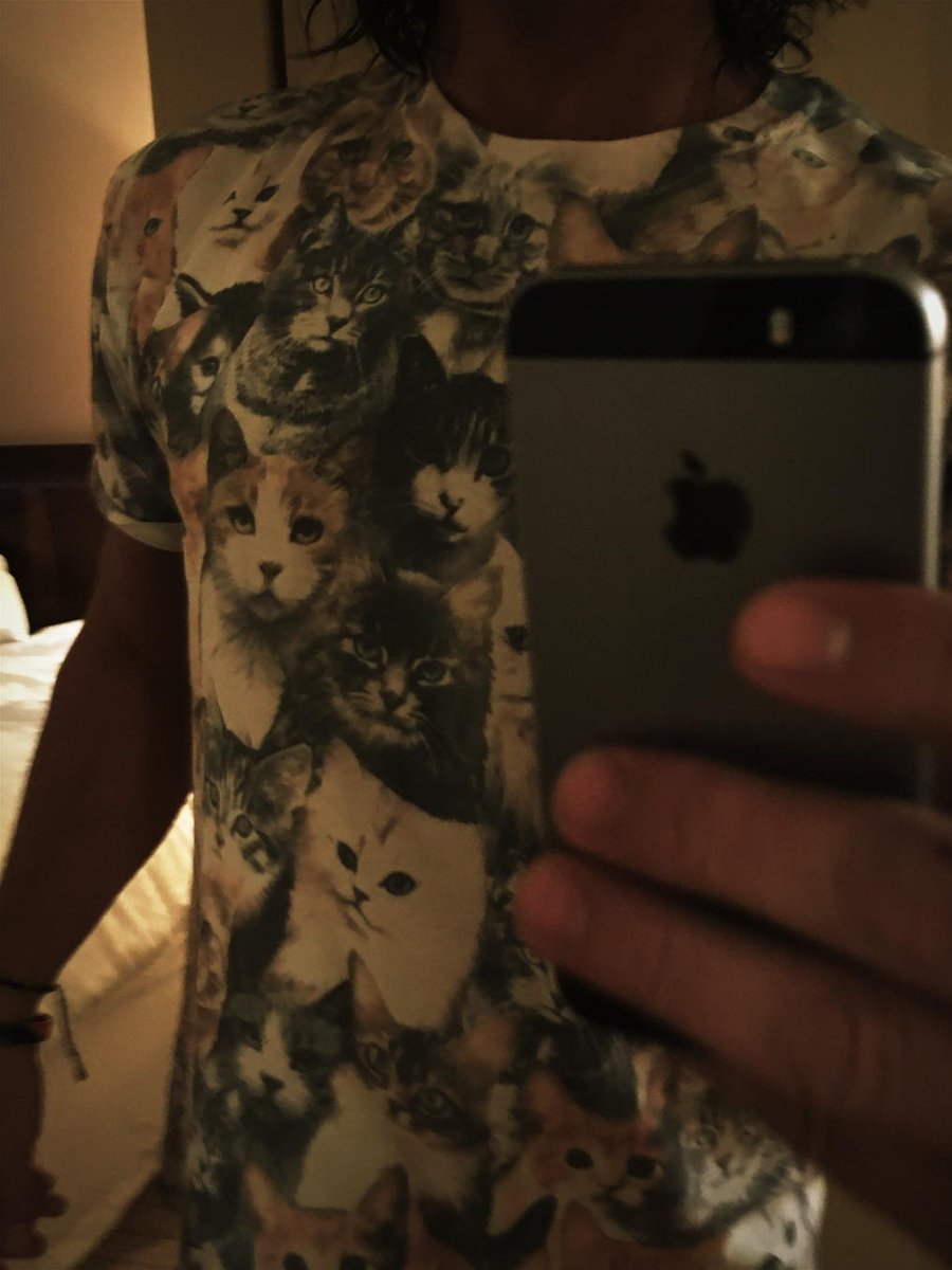 wwwbigbaldhead's tweet photo. Thank u for my cat shirt🐯 https://t.co/xCMYYOuY4d