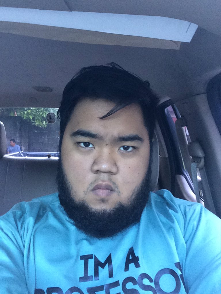 jizzerellaa's tweet photo. Woke up like this. #BadAssProblems https://t.co/uahrzBJ4DV