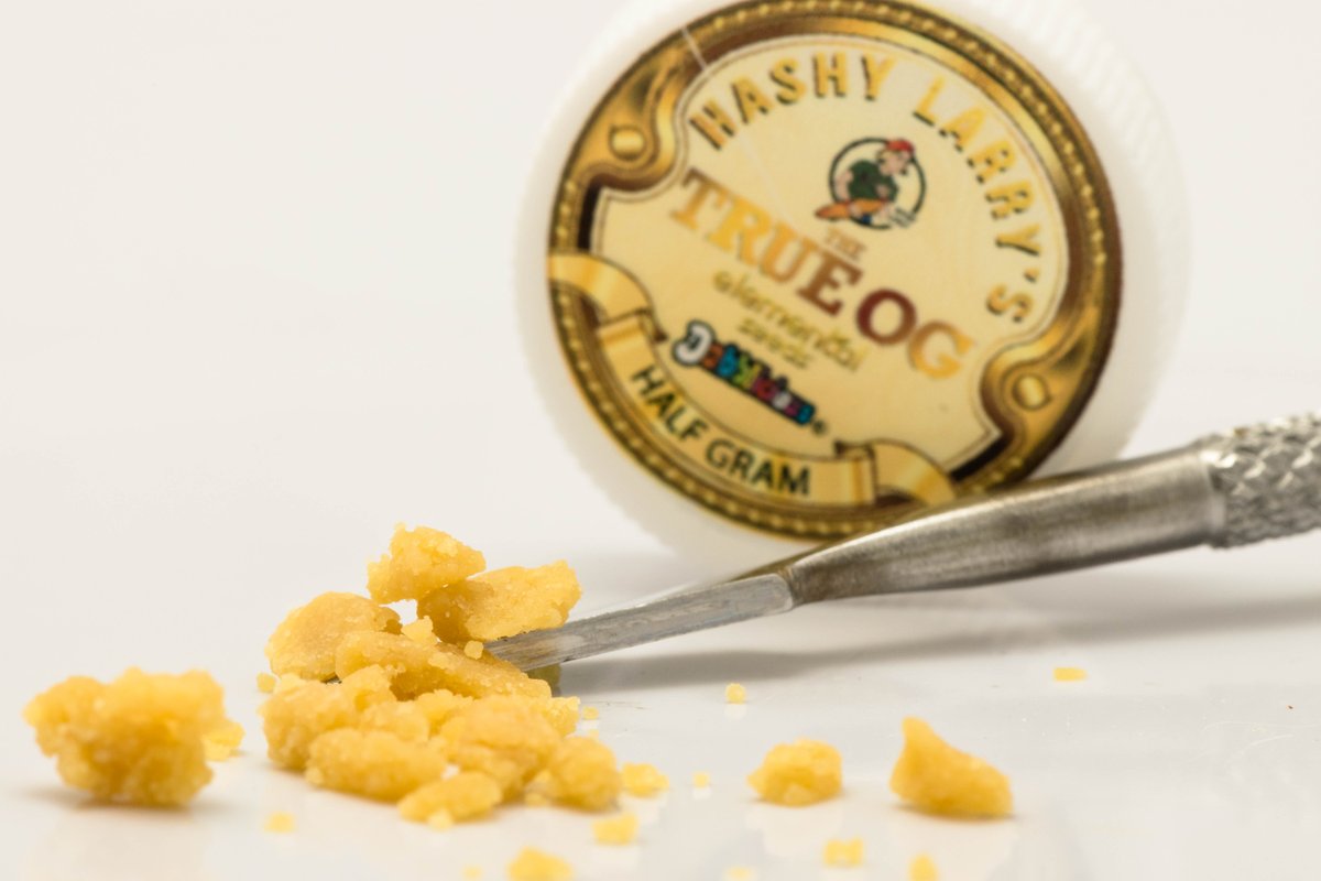 Elemental2009's tweet photo. Check out this week's newsletter for a coupon good for $10 off any #Dabblicious half gram--7/10 only! 🍓 #DabClean https://t.co/ph6t8G47Wz