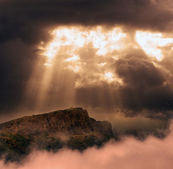 CattyKoala's tweet photo. #Uprompt
Cherish is a moment
a gentle calm caress
like the warm glow
of kisses in the morning
PicGeorgeChristakis https://t.co/G9Xjva8Llx