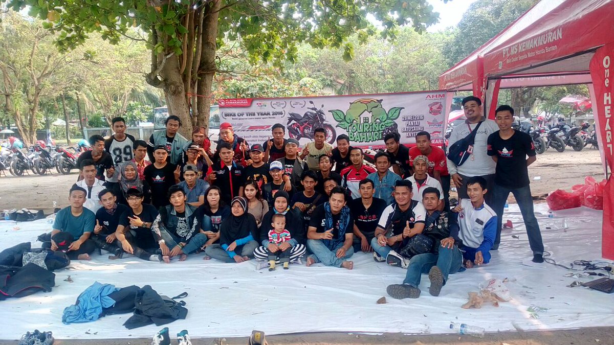 Yg mau pulang dari mudik, hati-hati dijalan ya. Tidak lupa keluarga besar <a href="/PhbBanten/">PaguyubanHondaBanten</a> mengucapkan Selamat Lebaran.